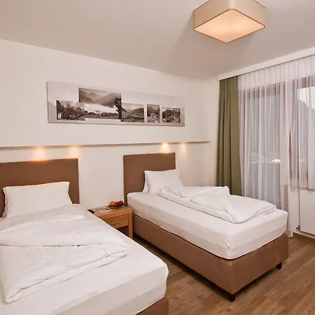 Neuwirt 3* Finkenberg