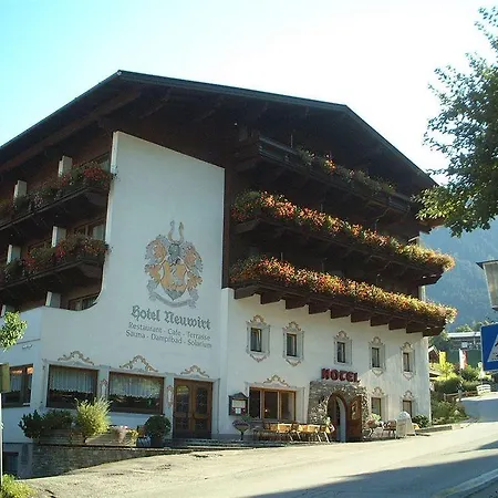 Neuwirt Hotel 3*